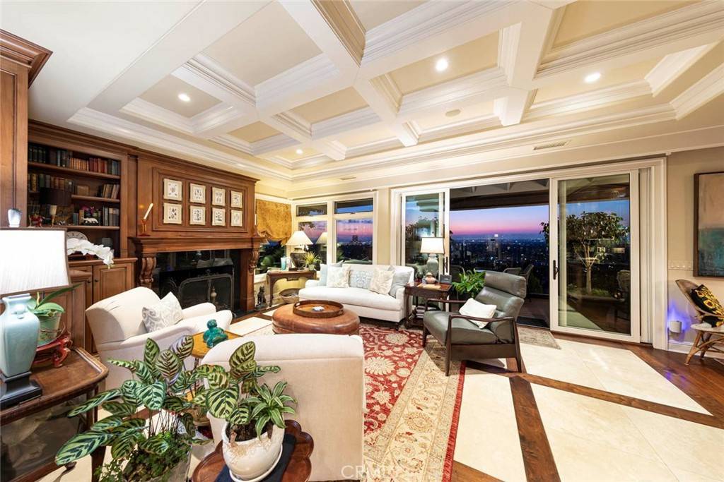 Newport Beach, CA 92660,29 Montpellier
