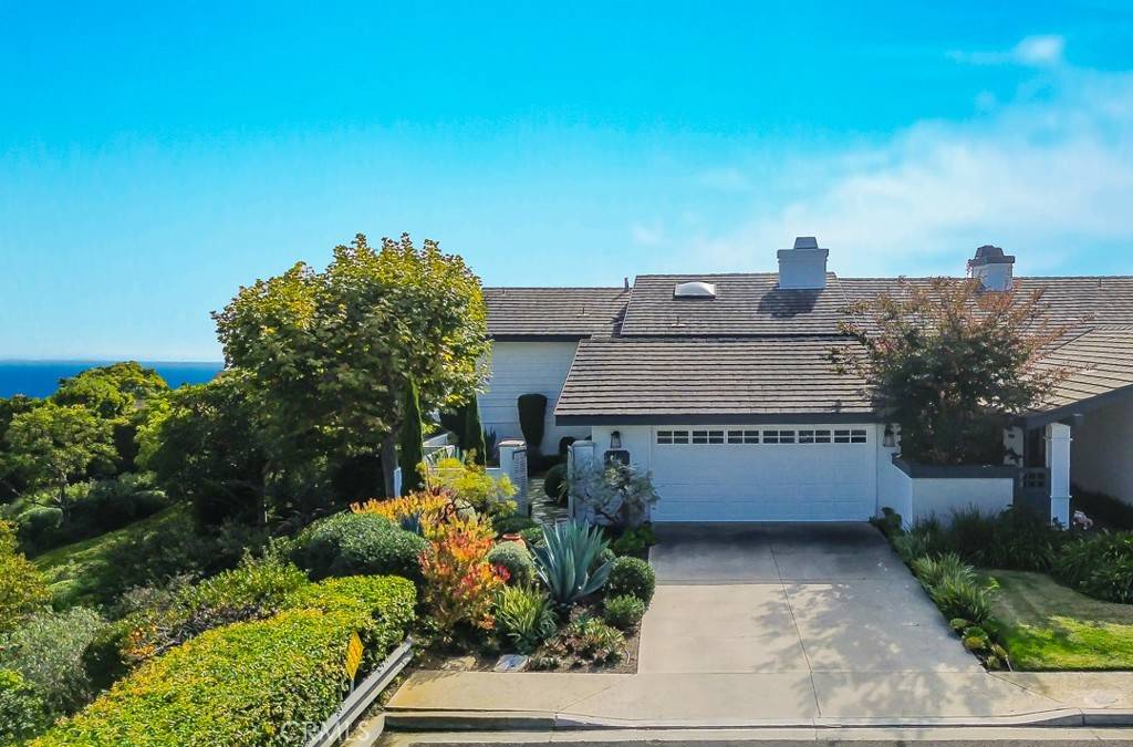 Corona Del Mar, CA 92625,1 Beachcomber DR