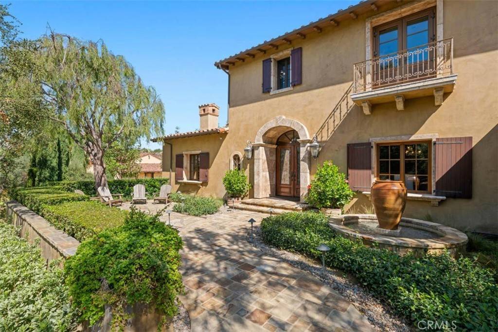 Irvine, CA 92603,97 Canyon Creek