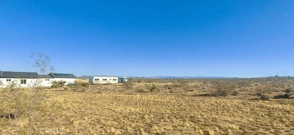 Landers, CA 92285,56133 Jesse RD