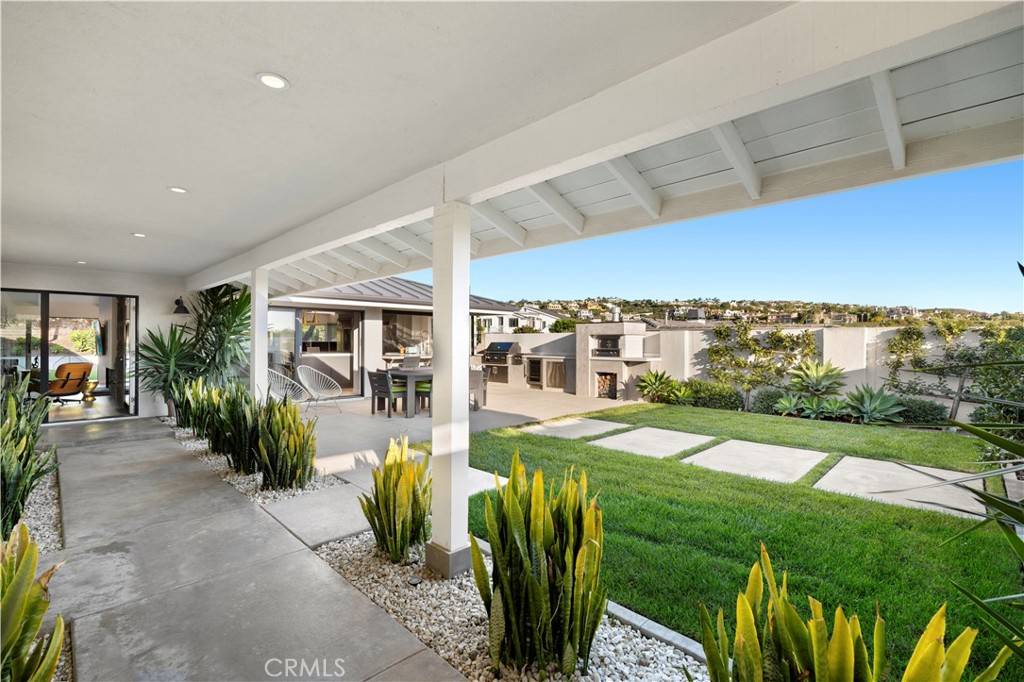 Corona Del Mar, CA 92625,4000 Topside LN