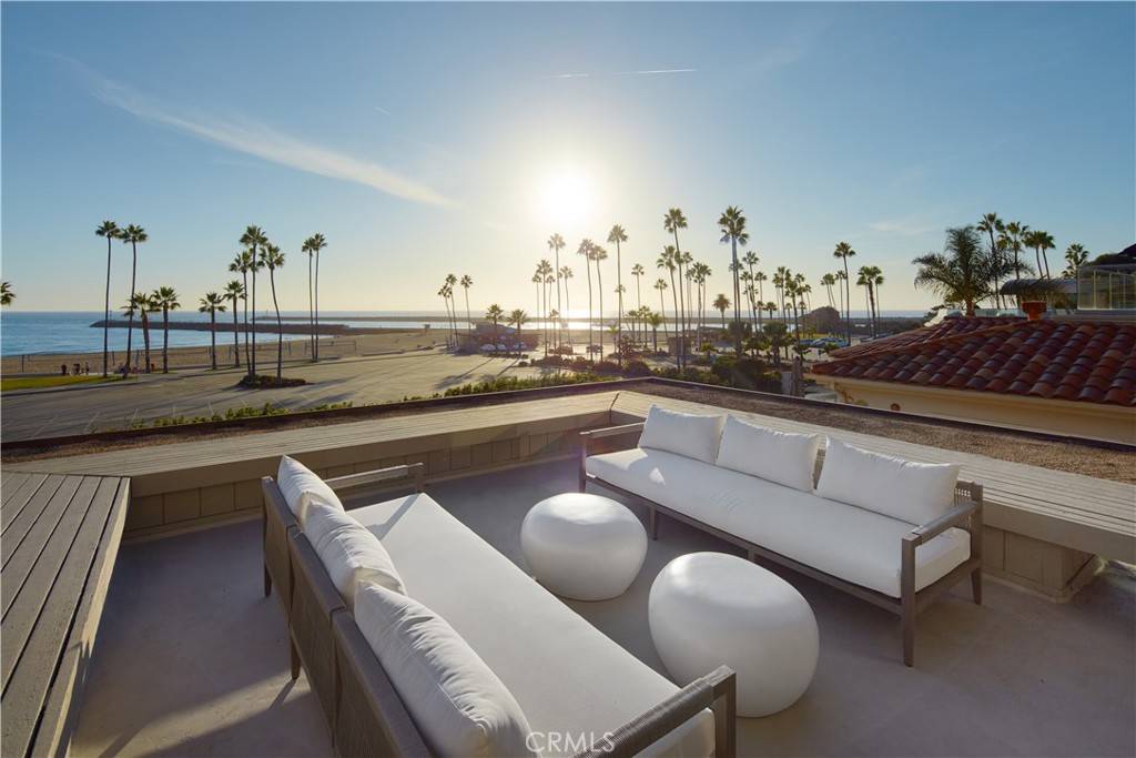 Corona Del Mar, CA 92625,3024 Breakers DR