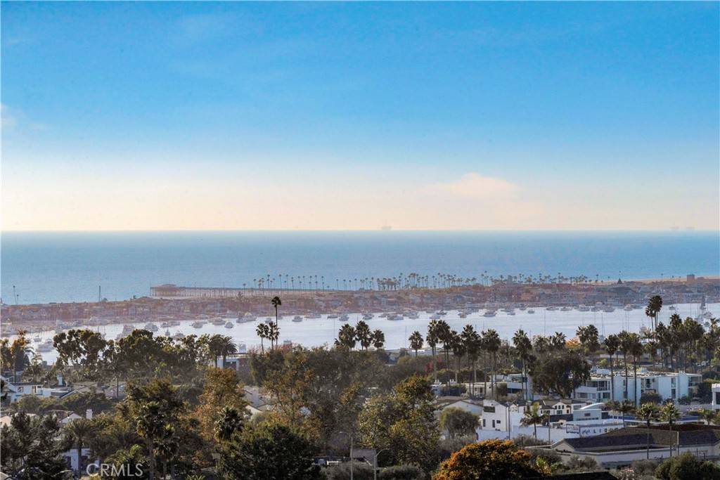 Corona Del Mar, CA 92625,2720 Pebble DR