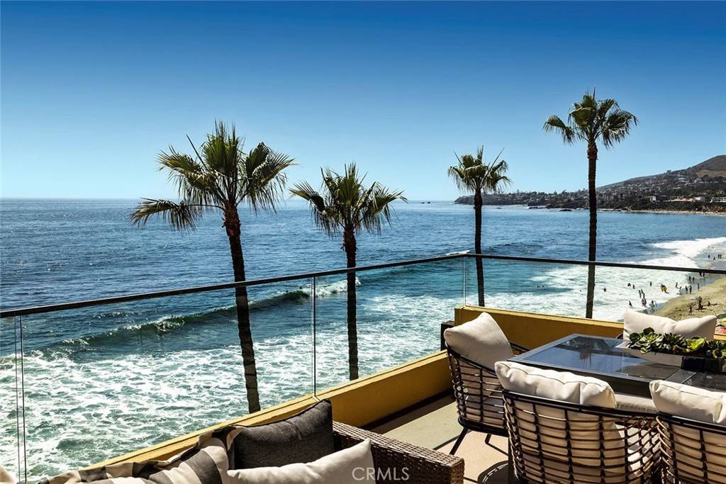 Laguna Beach, CA 92651,937 Gaviota DR