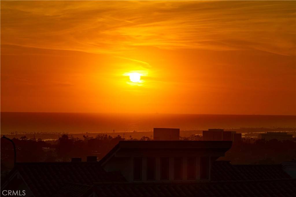 Newport Beach, CA 92660,11 Montpellier