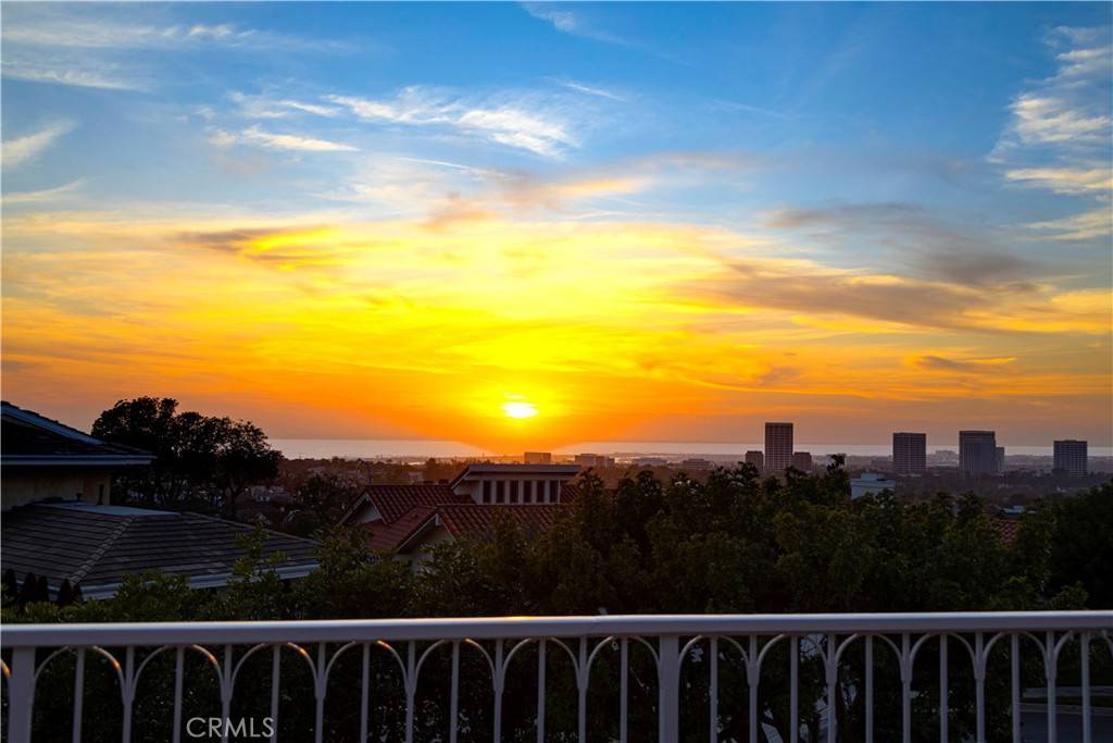 Newport Beach, CA 92660,11 Montpellier