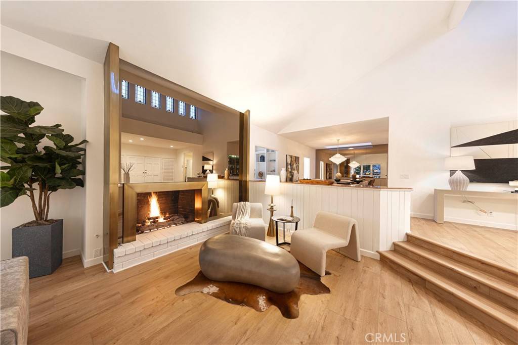 Newport Beach, CA 92660,11 Montpellier