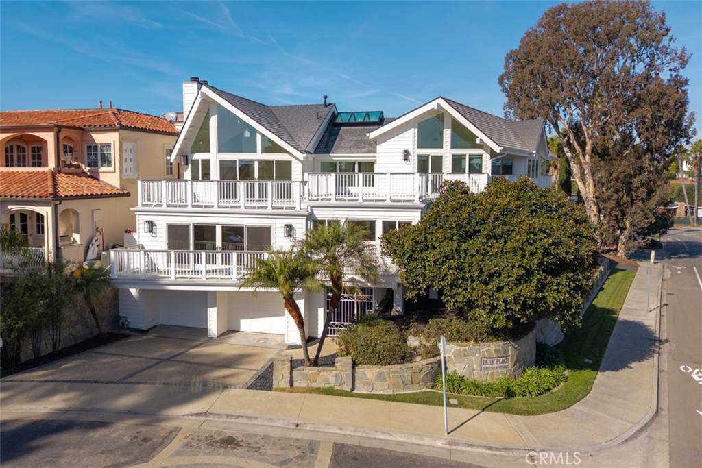 Newport Beach, CA 92663,1 Park PL