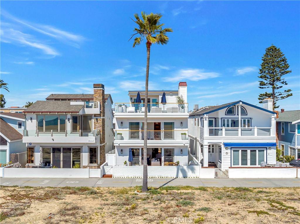 Newport Beach, CA 92661,114 Oceanfront E