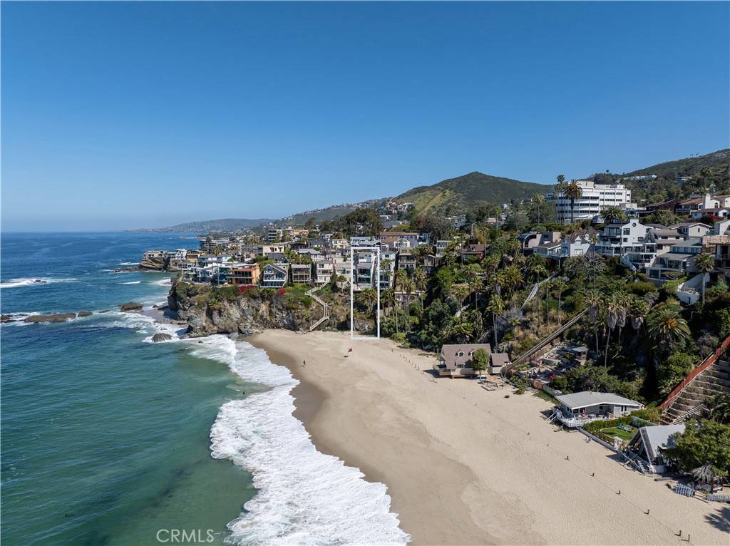 Laguna Beach, CA 92651,31899 Circle DR