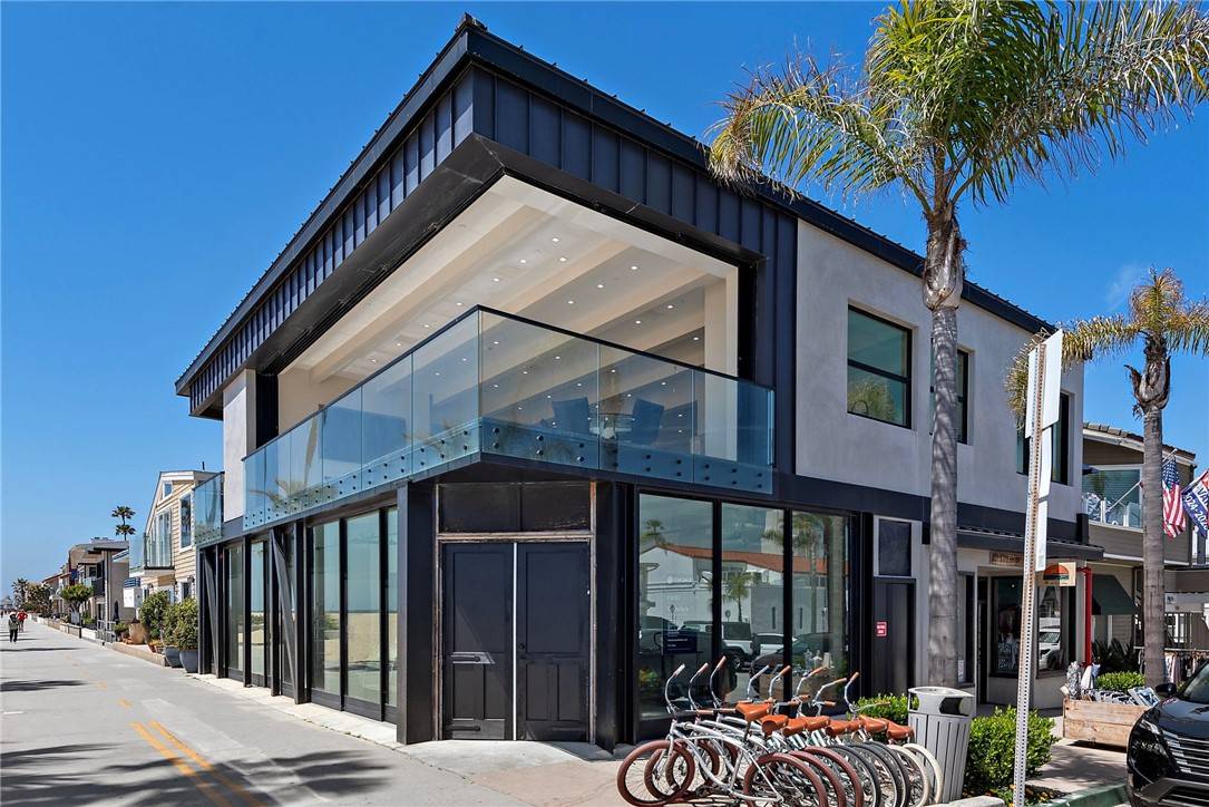 Newport Beach, CA 92663,1504 W Oceanfront #5