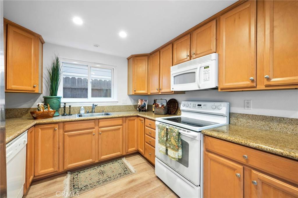 Corona Del Mar, CA 92625,602 .5 Marguerite AVE