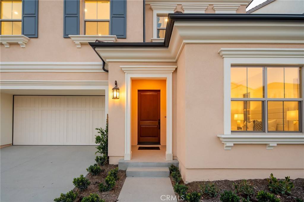 Irvine, CA 92618,123 Oakstone
