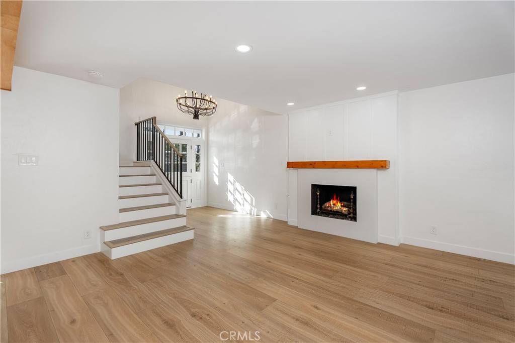 Newport Beach, CA 92663,480 Prospect ST