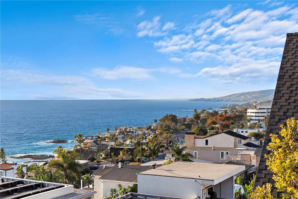Laguna Beach, CA 92651,32100 Virginia Way