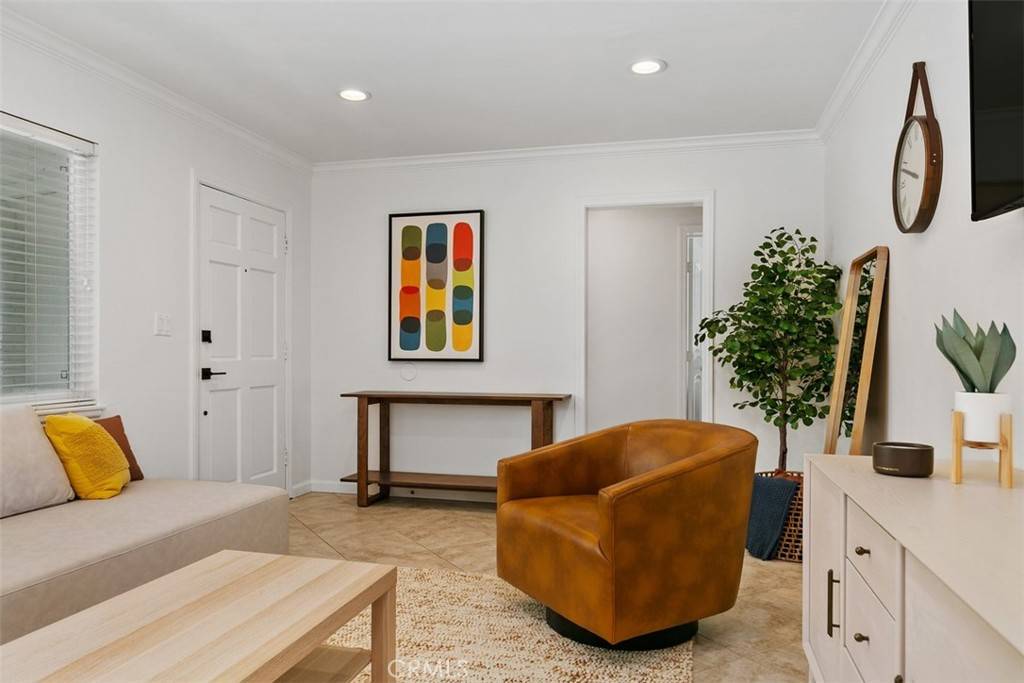 Costa Mesa, CA 92627,2040 Monrovia AVE