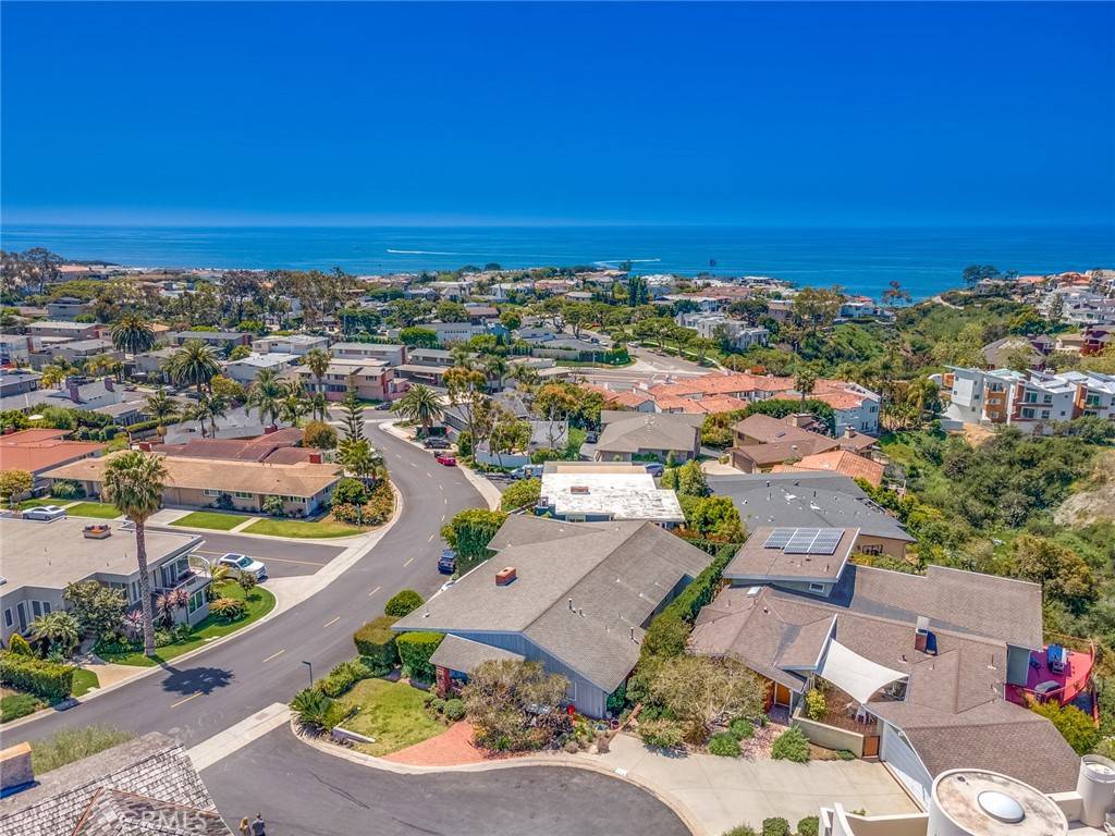 Corona Del Mar, CA 92625,400 Cortes CIR