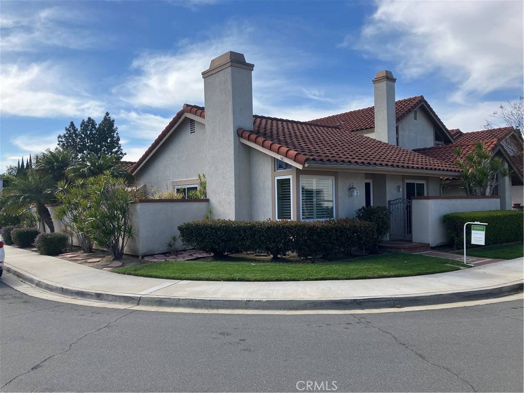 Irvine, CA 92620,28 Lanciano