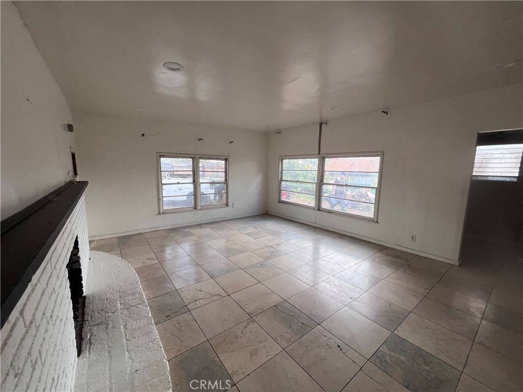 La Puente, CA 91746,338 S 4th AVE