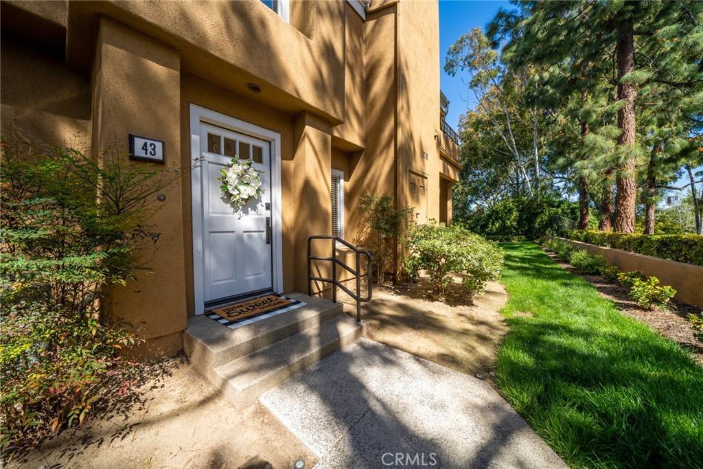Irvine, CA 92612,43 Auburn Aisle