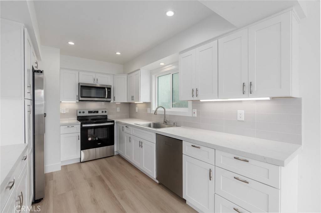 Corona Del Mar, CA 92625,707 1/2 Orchid AVE