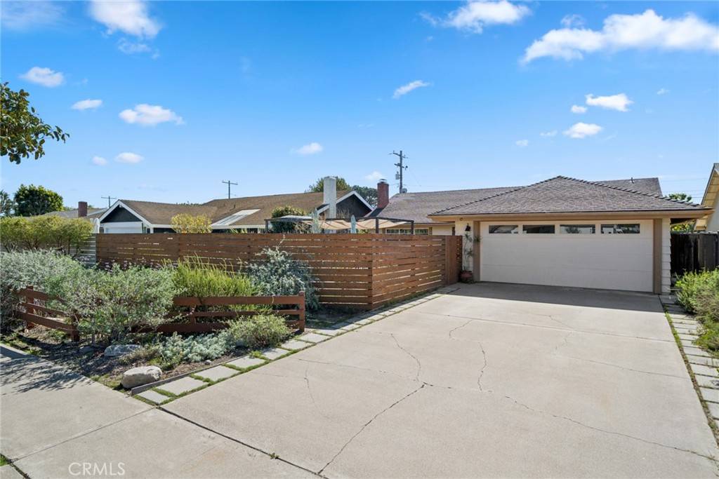 Costa Mesa, CA 92627,405 E 19th ST
