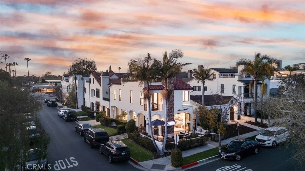 Corona Del Mar, CA 92625,701 Acacia AVE