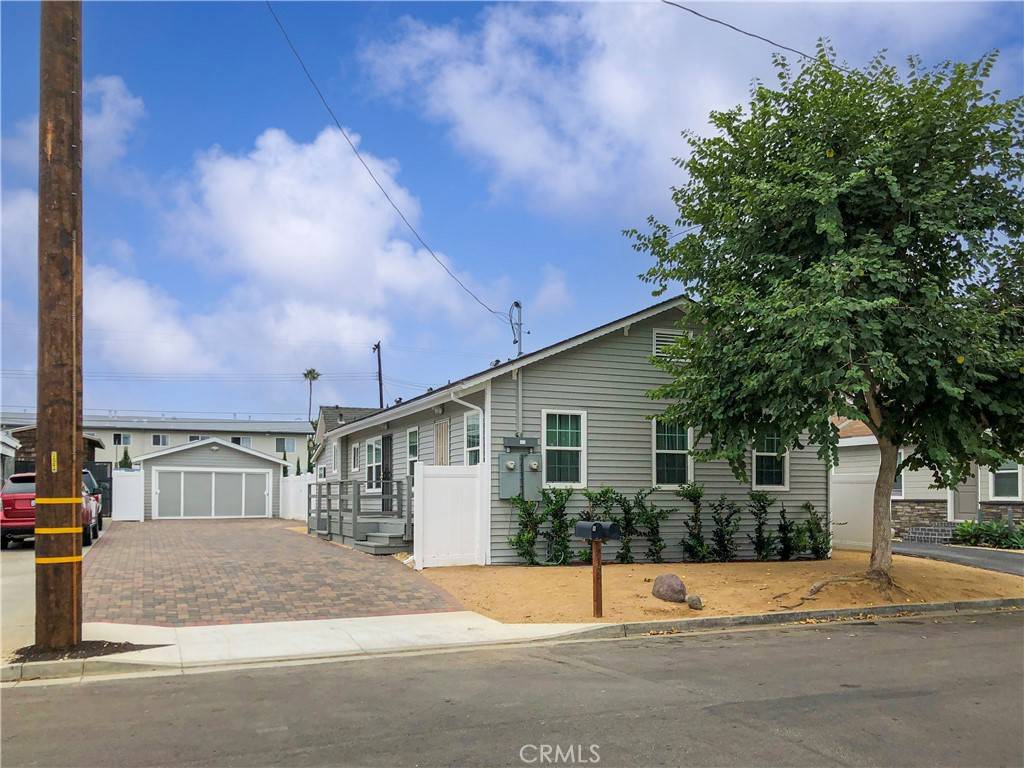 Costa Mesa, CA 92627,717 Weelo #B
