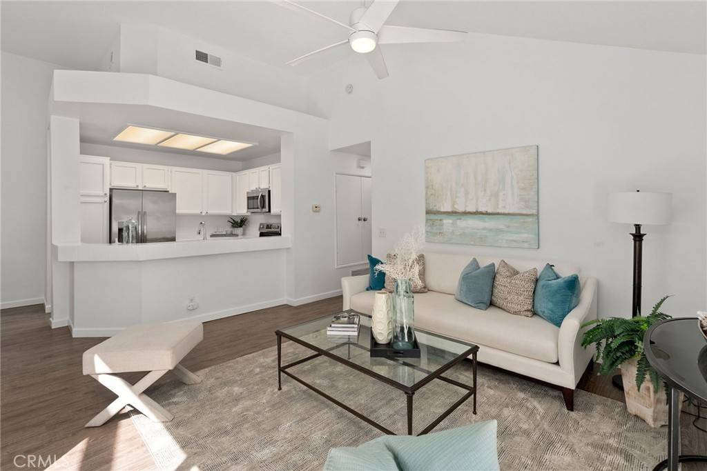 Newport Beach, CA 92660,259 Chesterfield