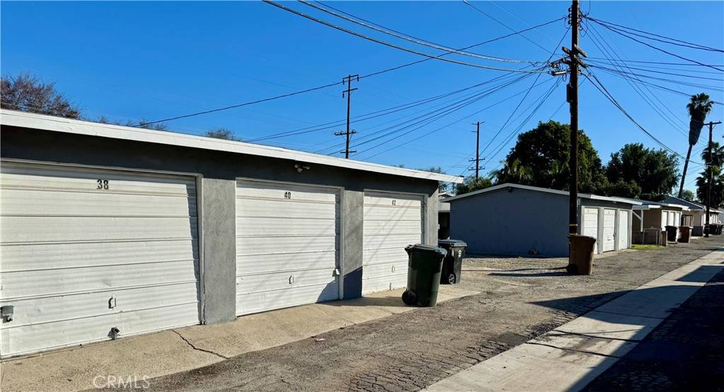 Fullerton, CA 92833,1932 W Valencia DR