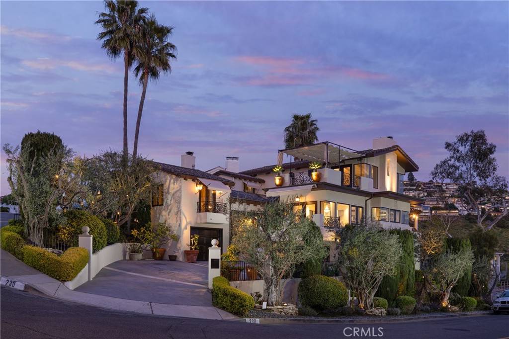 Laguna Beach, CA 92651,230 High DR