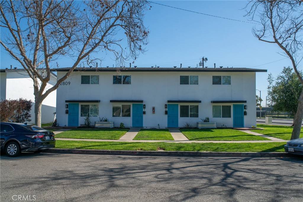 Santa Ana, CA 92707,2809 S Baker ST