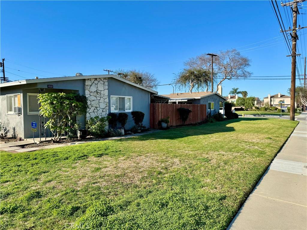 Fullerton, CA 92833,1938 W Valencia DR