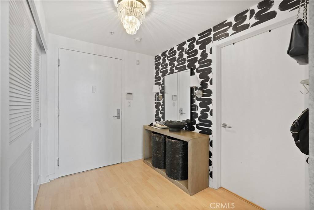 Marina Del Rey, CA 90292,4215 Glencoe AVE #407