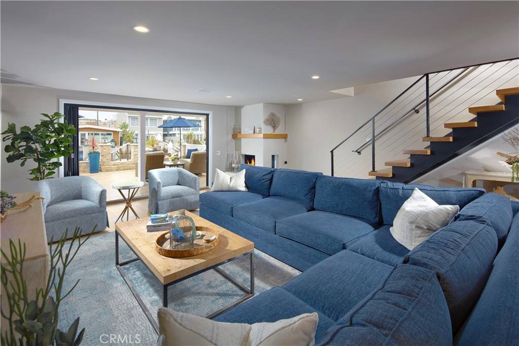 Newport Beach, CA 92663,3601 Finley AVE