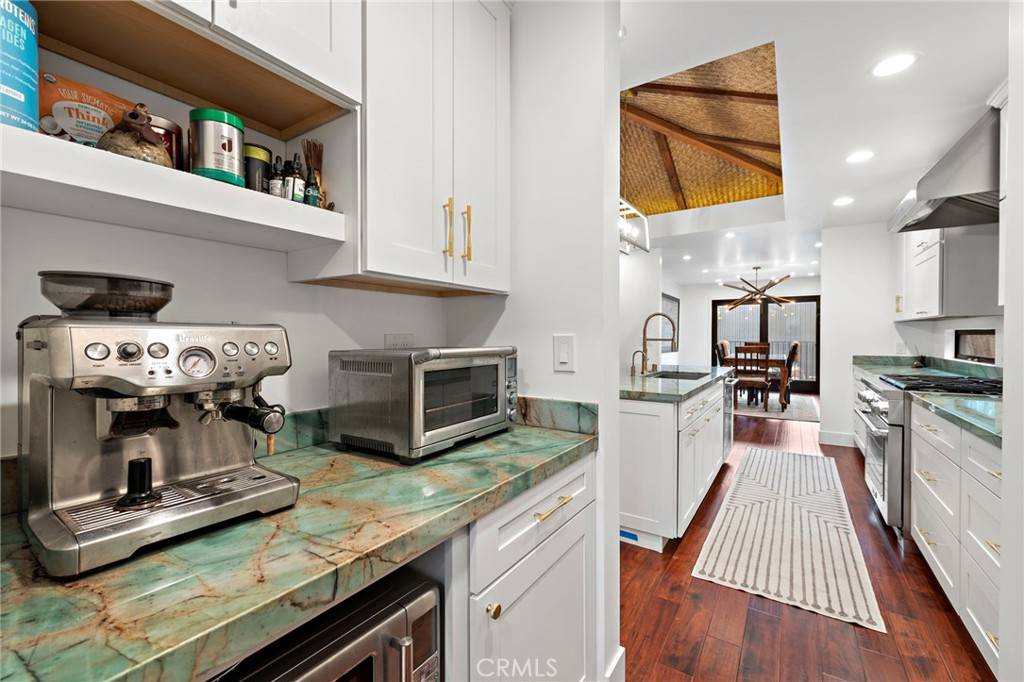 El Segundo, CA 90245,1013 E Acacia AVE