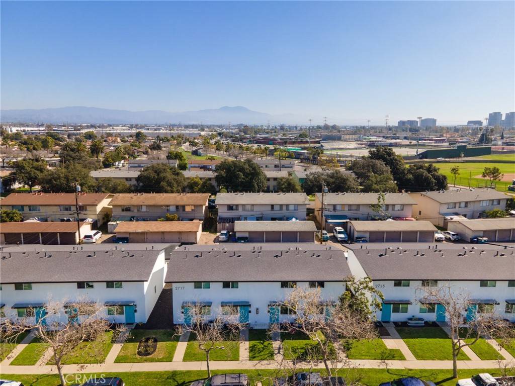 Santa Ana, CA 92707,2717 S Baker ST