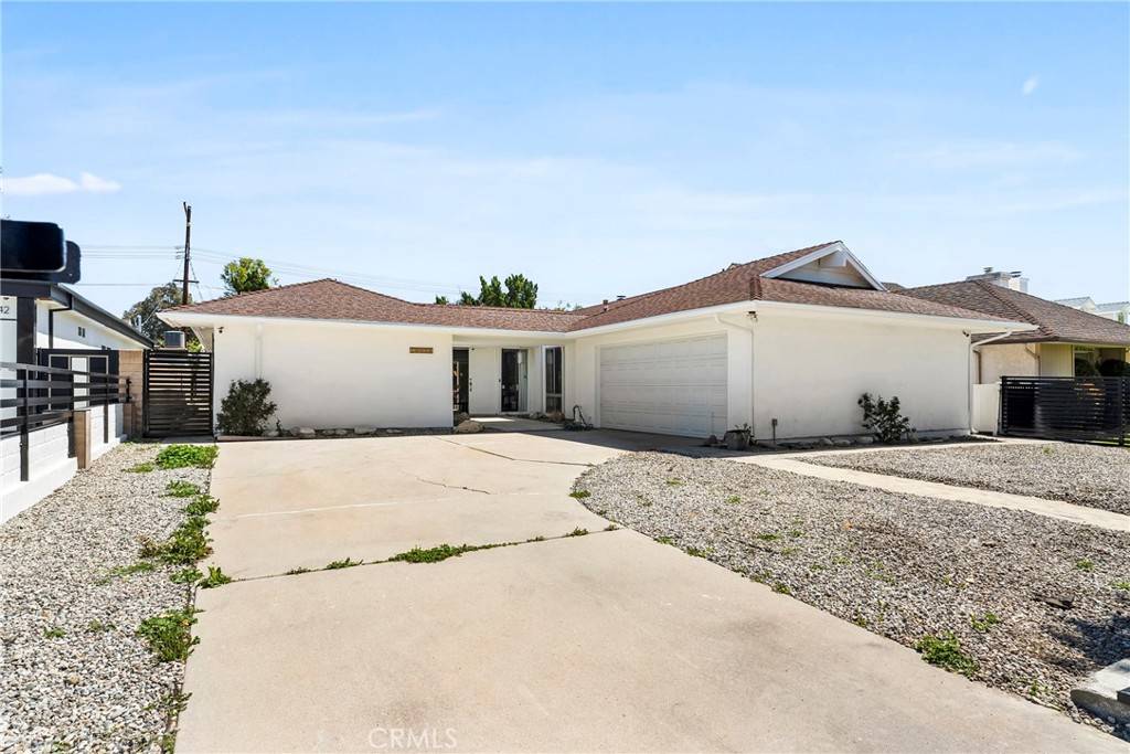 Chatsworth, CA 91311,10036 Cozycroft AVE