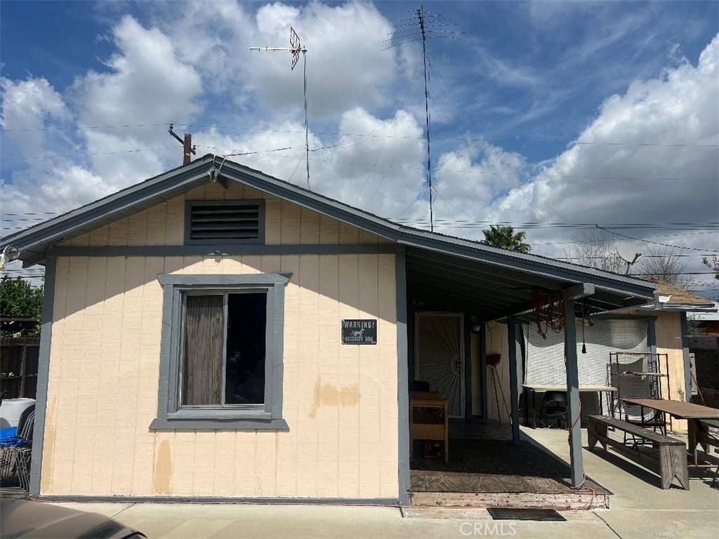 San Bernardino, CA 92410,24576 4th ST