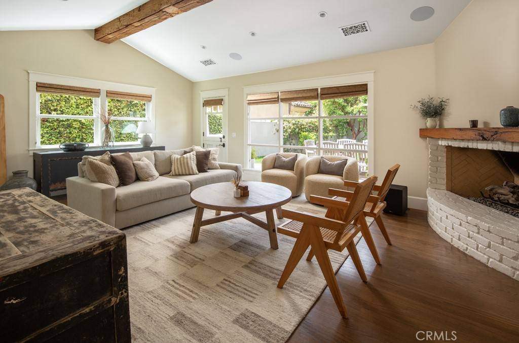 531 De Anza DR Corona Del Mar, CA 92625