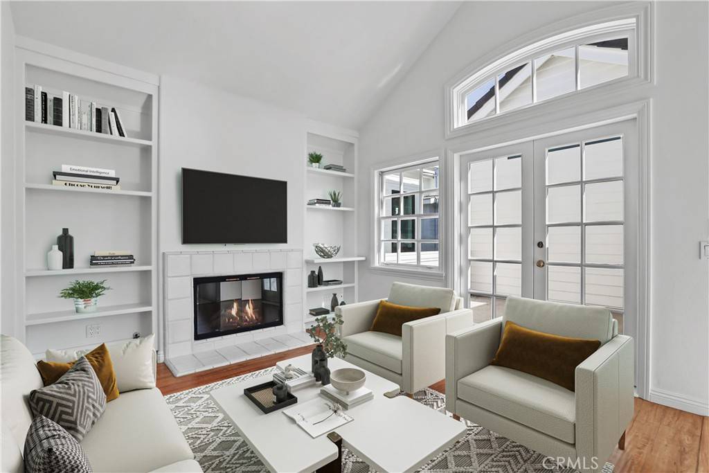 Corona Del Mar, CA 92625,601 Acacia AVE #B