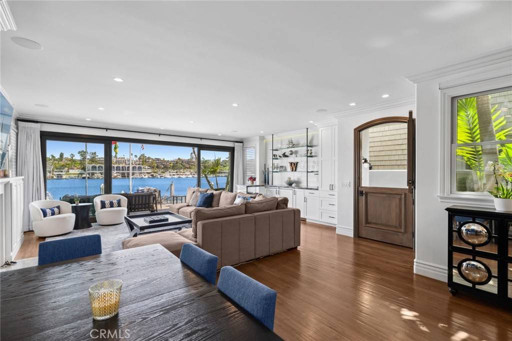 Newport Beach, CA 92663,118 Via Lido Nord