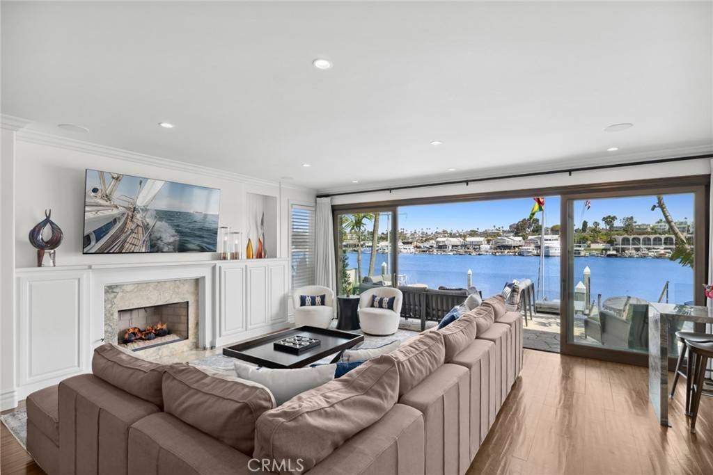 Newport Beach, CA 92663,118 Via Lido Nord