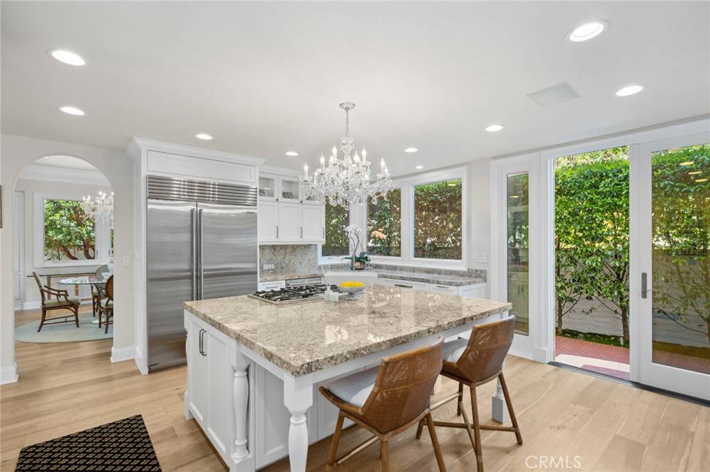 Newport Beach, CA 92660,26 Chatham CT #25