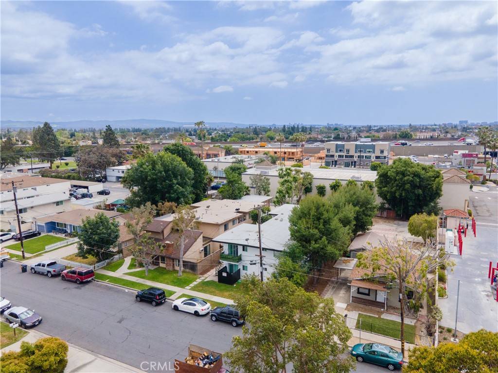 Tustin, CA 92780,1032 Bonita ST