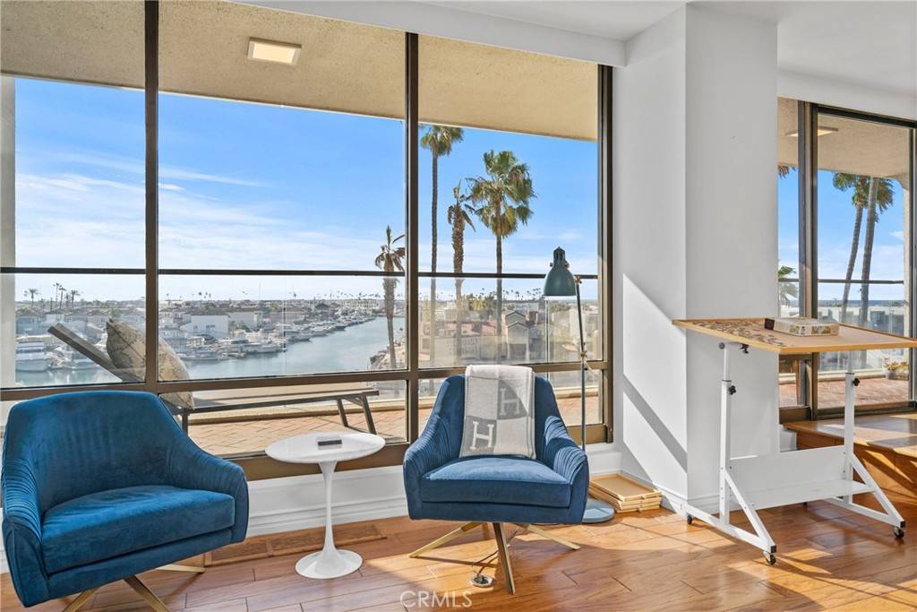 Newport Beach, CA 92663,601 Lido Park DR #3F