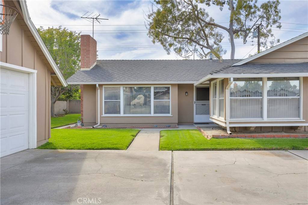 Rossmoor, CA 90720,11901 Martha Ann DR