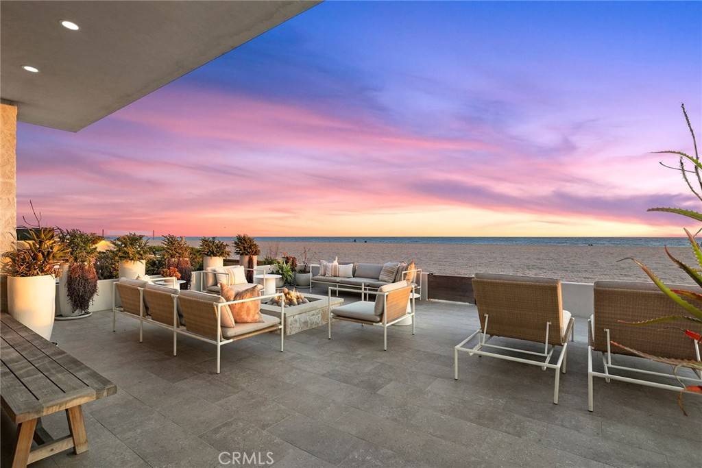 Newport Beach, CA 92663,5405 Seashore DR