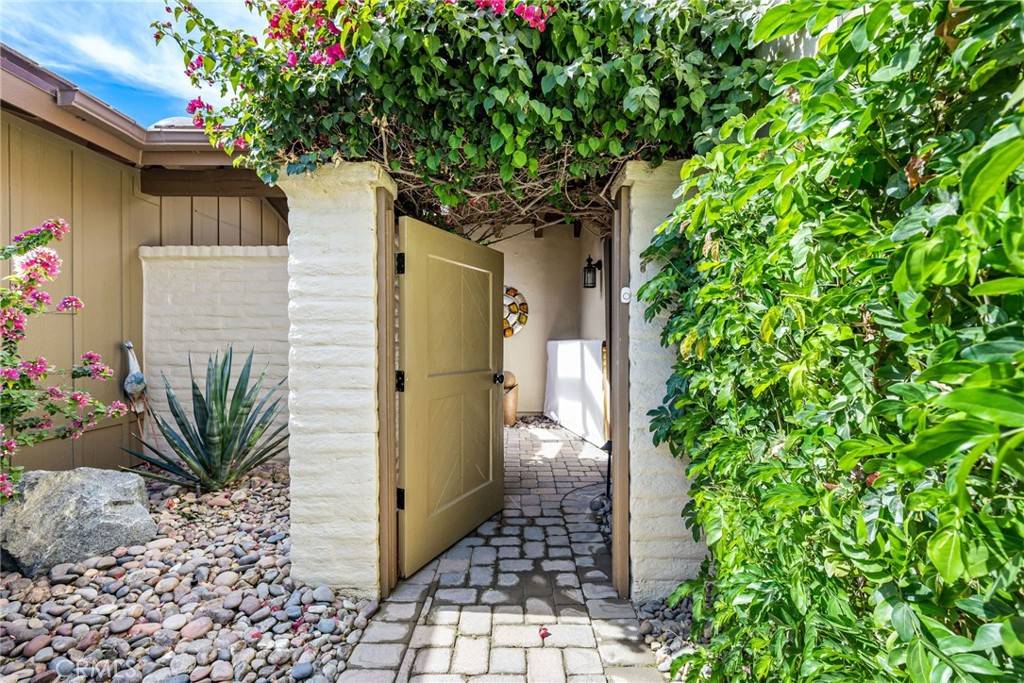 Palm Desert, CA 92211,283 Wild Horse Drive