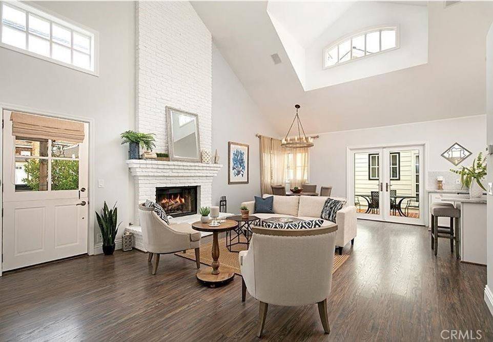 Corona Del Mar, CA 92625,416 Acacia